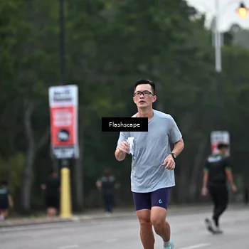 Runner Photo 8312666