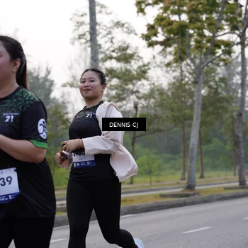 Runner Photo 8312670