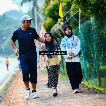 Runner Photo 8312672