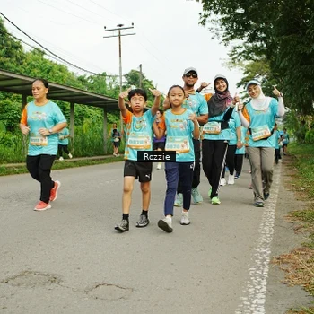 Runner Photo 8312675