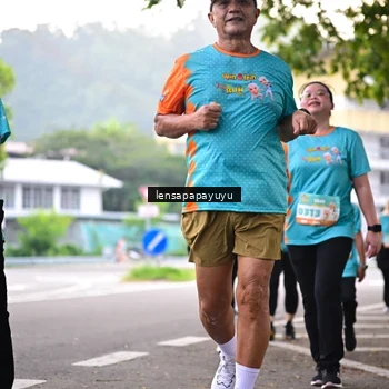 Runner Photo 8312703