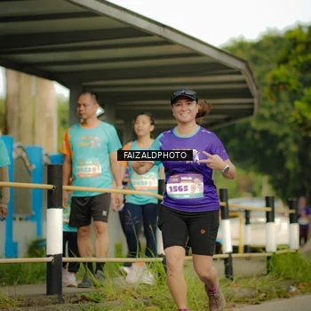 Runner Photo 8312705