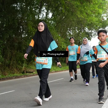 Runner Photo 8312714