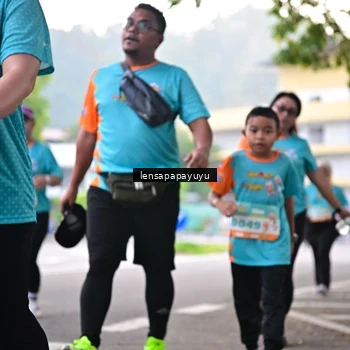 Runner Photo 8312716