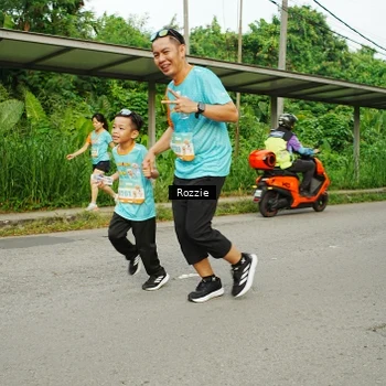 Runner Photo 8312717