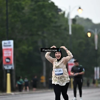 Runner Photo 8312752