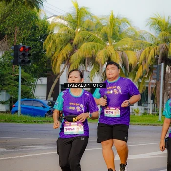 Runner Photo 8312754