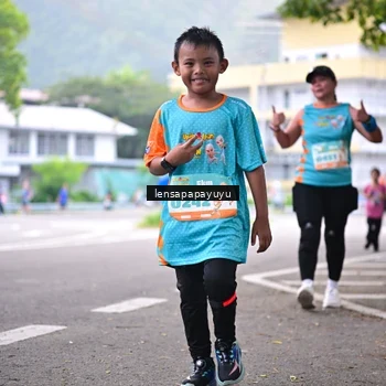 Runner Photo 8312761