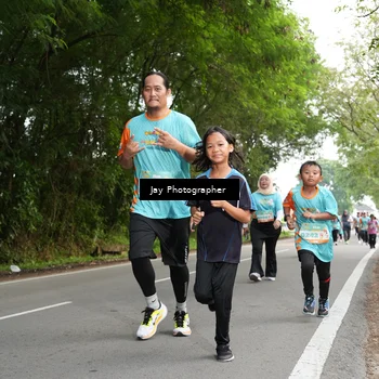 Runner Photo 8312805