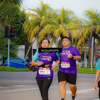 Runner Photo 8312812