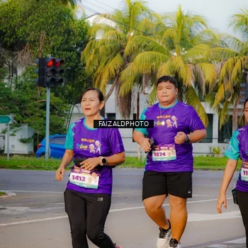 Runner Photo 8312818