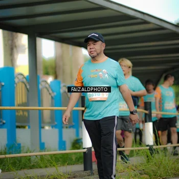 Runner Photo 8312854
