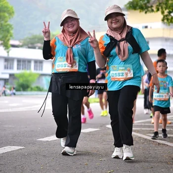 Runner Photo 8312855