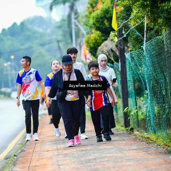Runner Photo 8312873