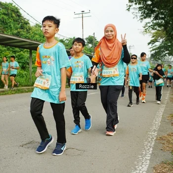 Runner Photo 8312903