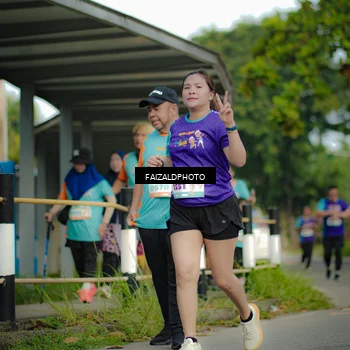 Runner Photo 8312940