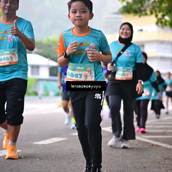 Runner Photo 8312945