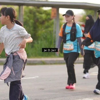 Runner Photo 8312955