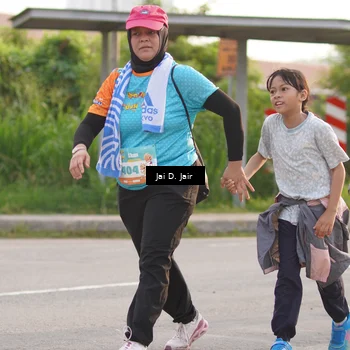 Runner Photo 8312972