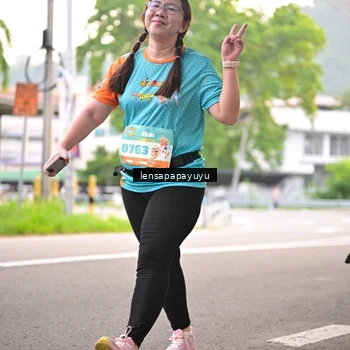 Runner Photo 8313006