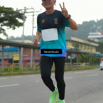 Runner Photo 8313008