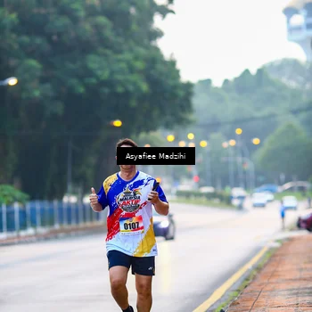 Runner Photo 8313027