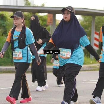 Runner Photo 8313031