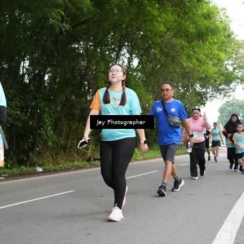 Runner Photo 8313045