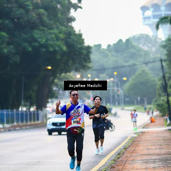 Runner Photo 8313053