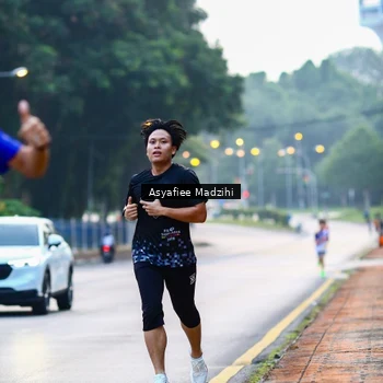 Runner Photo 8313065