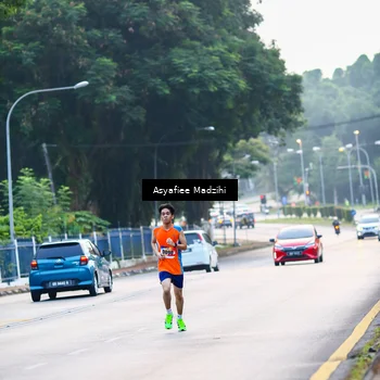 Runner Photo 8313083