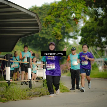 Runner Photo 8313102