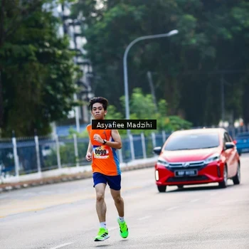 Runner Photo 8313105