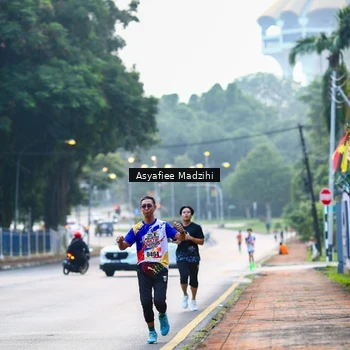 Runner Photo 8313106