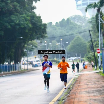 Runner Photo 8313116