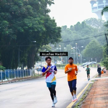 Runner Photo 8313121
