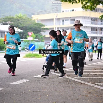 Runner Photo 8313146
