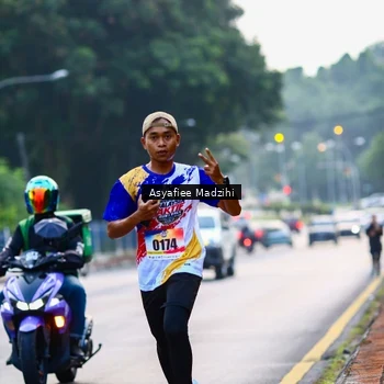 Runner Photo 8313147