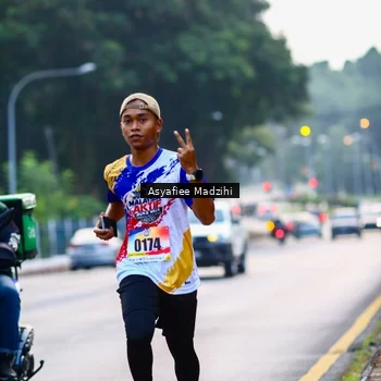 Runner Photo 8313153