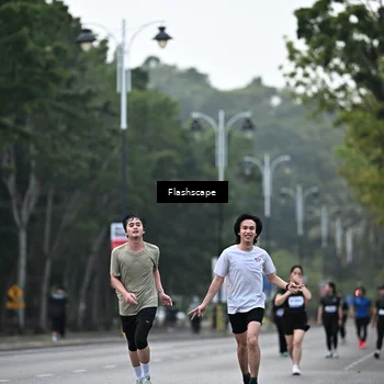 Runner Photo 8313179