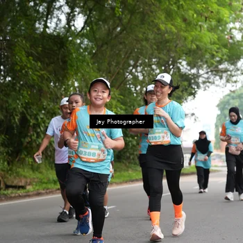 Runner Photo 8313201