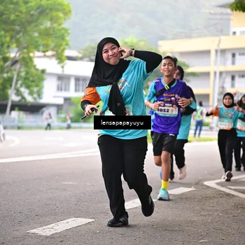 Runner Photo 8313244