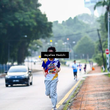 Runner Photo 8313246