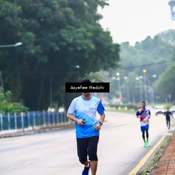 Runner Photo 8313256