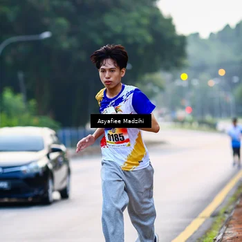Runner Photo 8313257