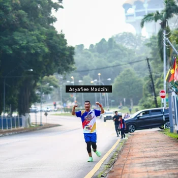 Runner Photo 8313271