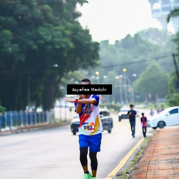 Runner Photo 8313292