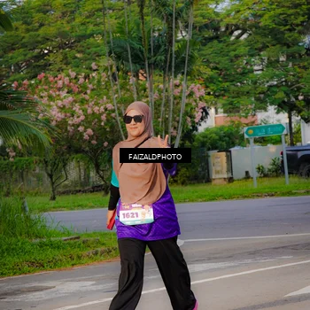 Runner Photo 8313300