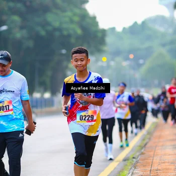 Runner Photo 8313301