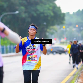 Runner Photo 8313323